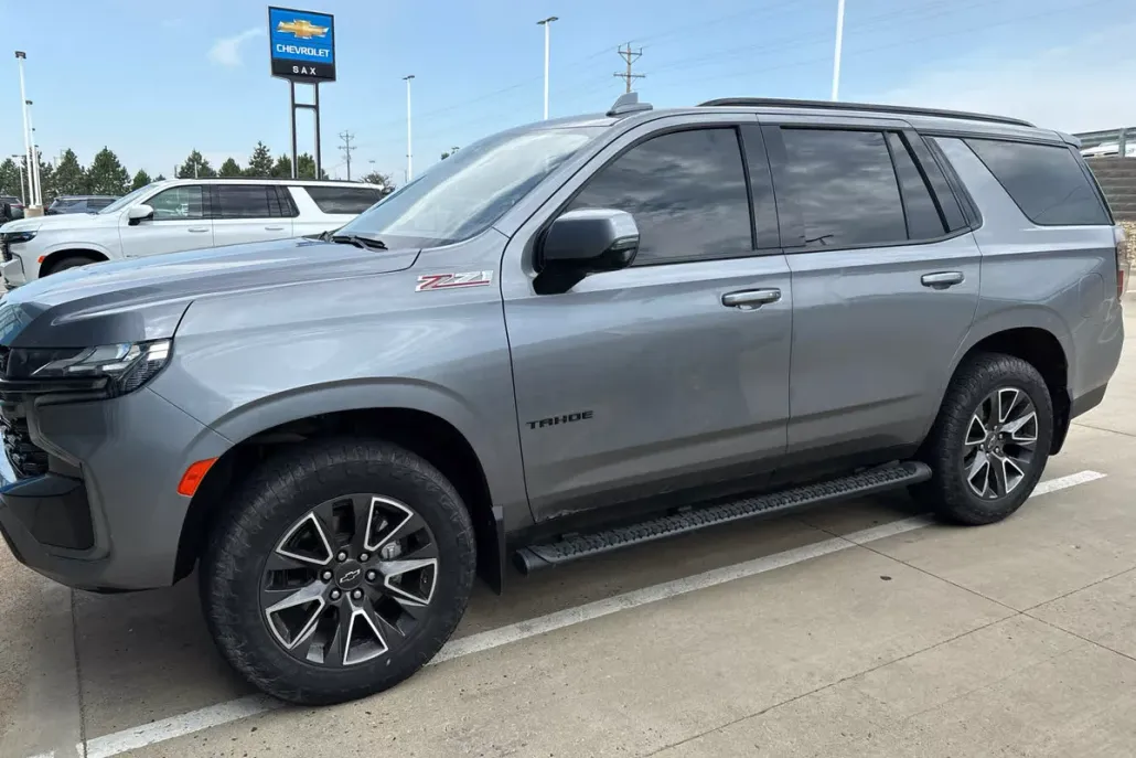 2021 Chevrolet Tahoe Z71 photo 1