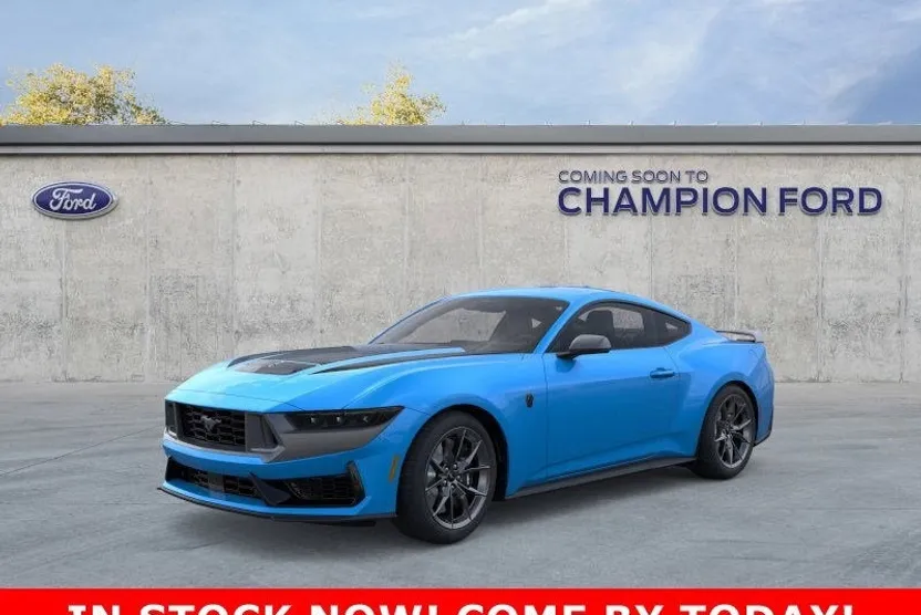 2025 Ford Mustang Dark Horse photo 1