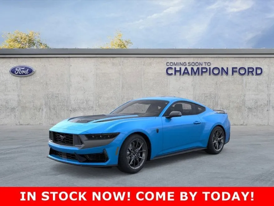 2025 Ford Mustang Dark Horse photo 1