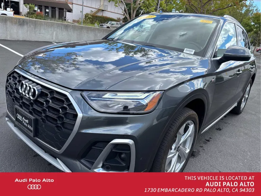 2023 Audi Q5 S line Premium Plus photo 1