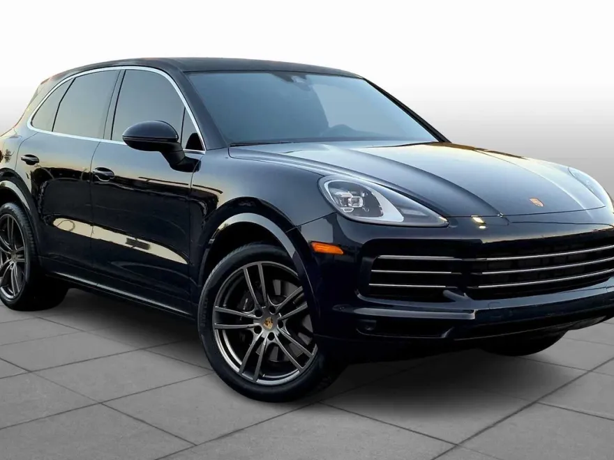 2022 Porsche Cayenne Base photo 1