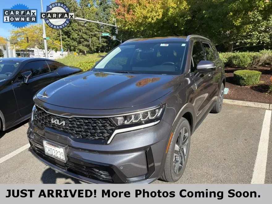 2023 Kia Sorento Hybrid EX photo 1