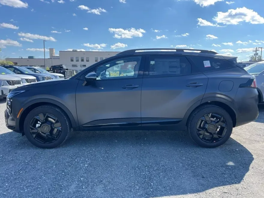 2026 Kia Sportage X-Line photo 1