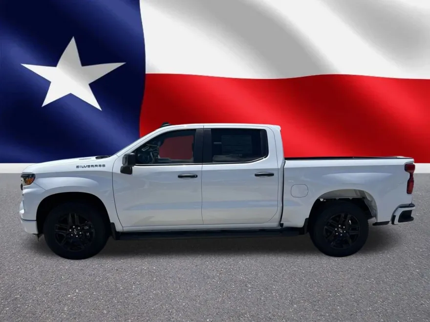 2025 Chevrolet Silverado 1500 Custom photo 1