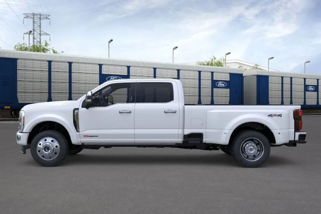 2026 Ford F-450 photo 1