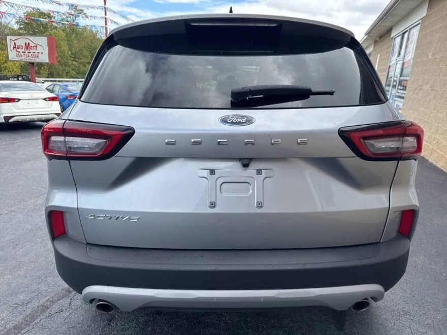 2024 Ford Escape Active photo 1