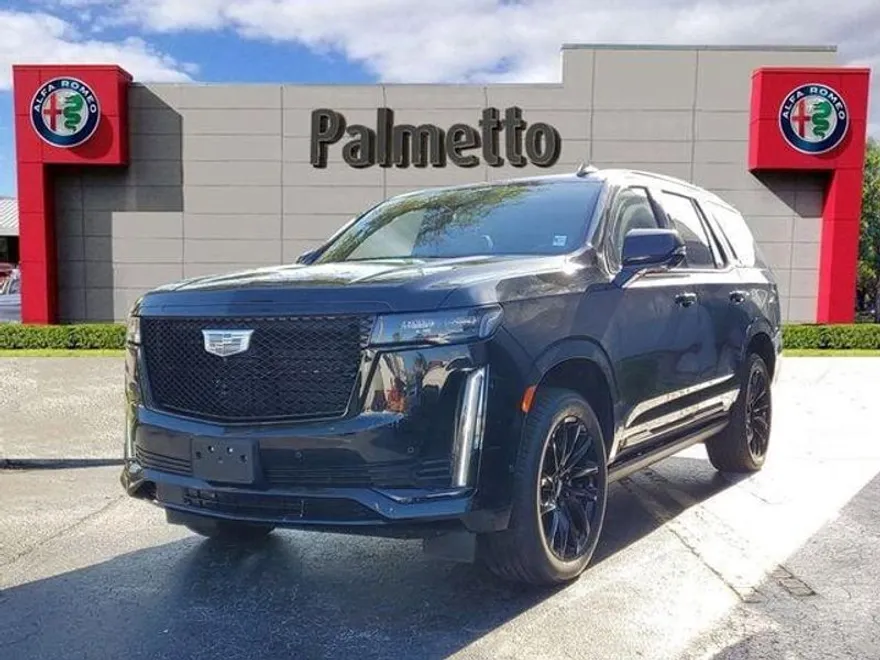2022 Cadillac Escalade Sport photo 1