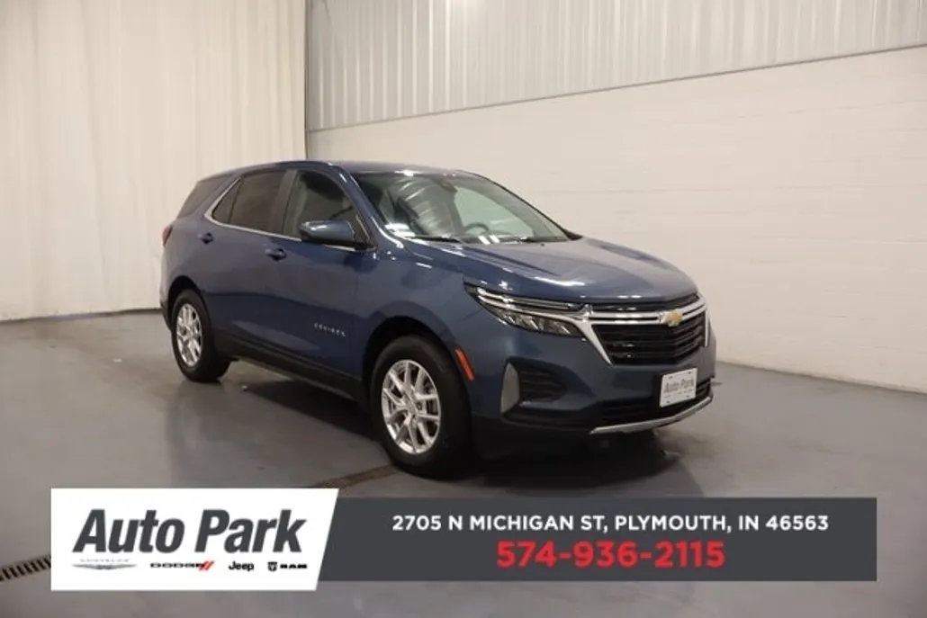 2024 Chevrolet Equinox LT photo 1