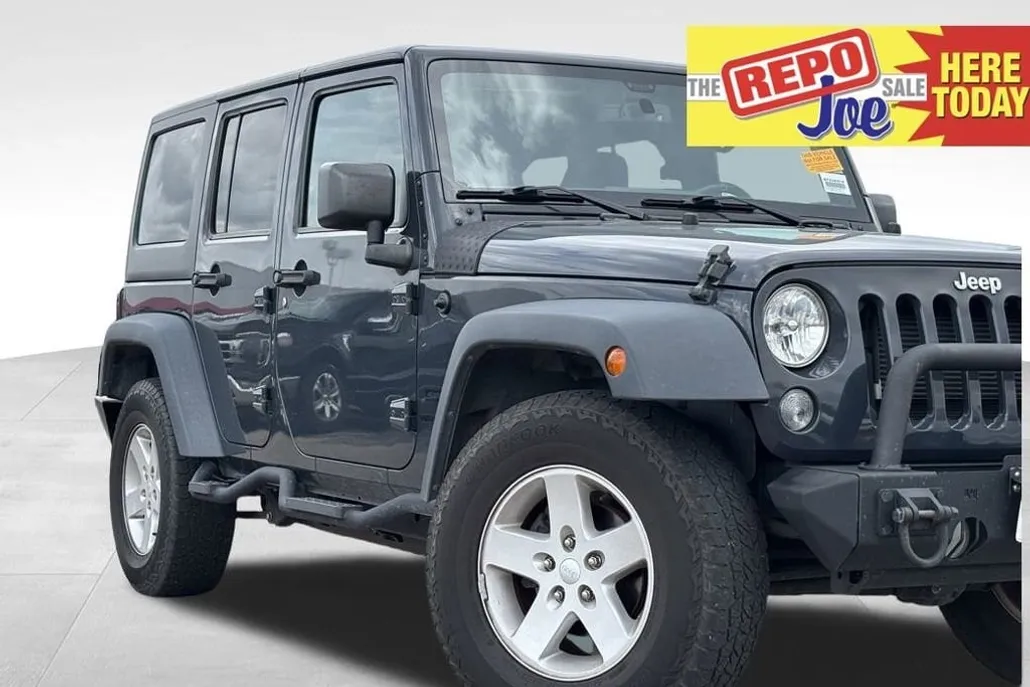 2016 Jeep Wrangler Unlimited Sport photo 1