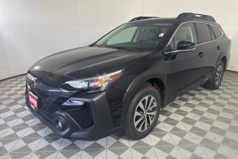 2025 Subaru Outback Premium photo 1