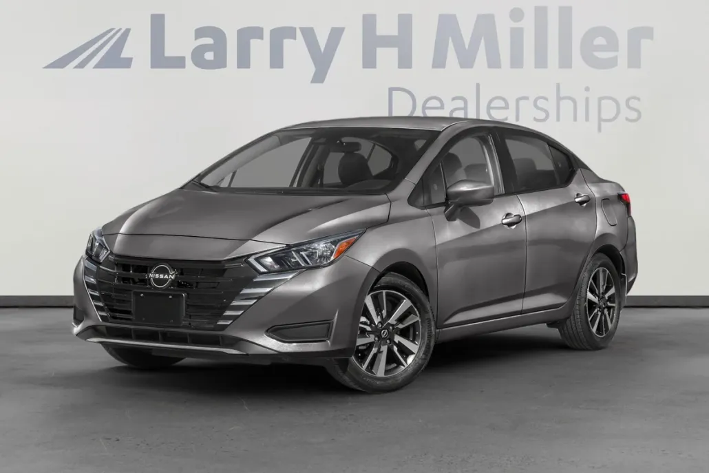 2025 Nissan Versa 1.6 SV photo 1