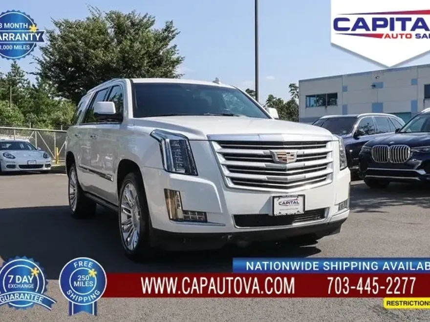 2016 Cadillac Escalade Platinum photo 1