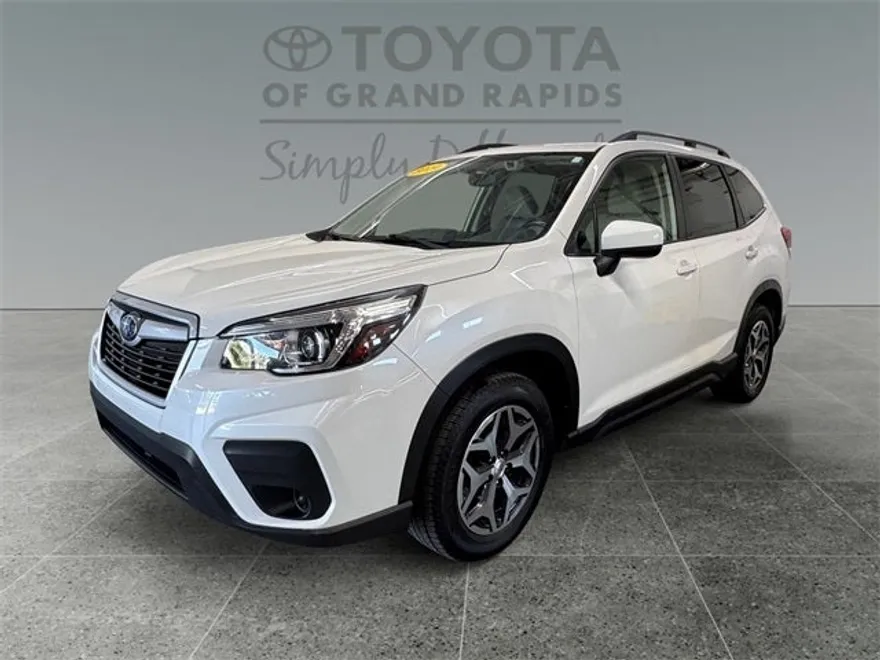 2019 Subaru Forester Premium photo 1