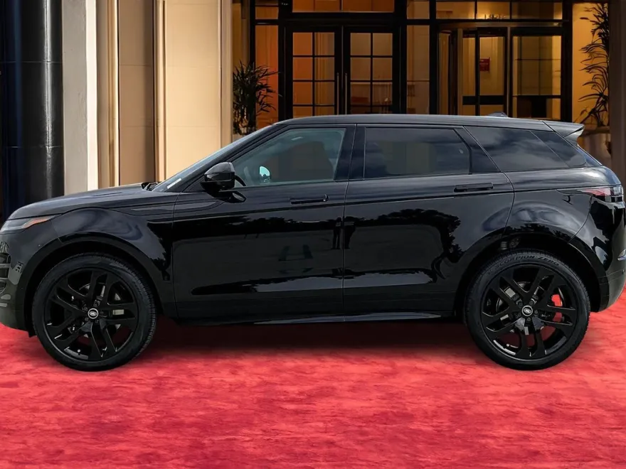 2026 Land Rover Range Rover Evoque Dynamic SE photo 1