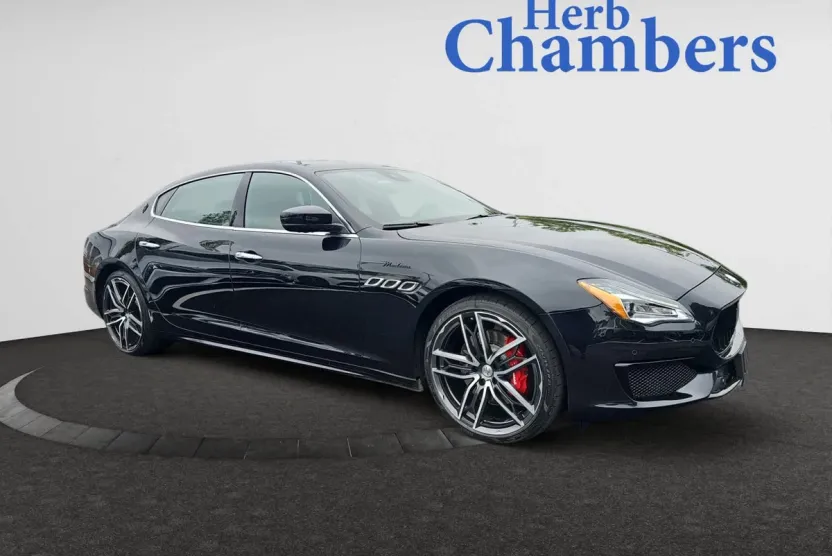 2022 Maserati Quattroporte Modena Q4 photo 1