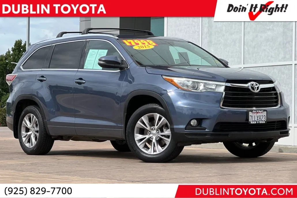 2015 Toyota RAV4 Base Hybrid photo 1