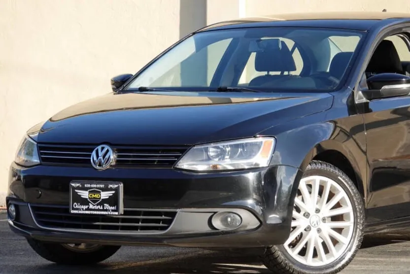 2011 Volkswagen Jetta SEL photo 1