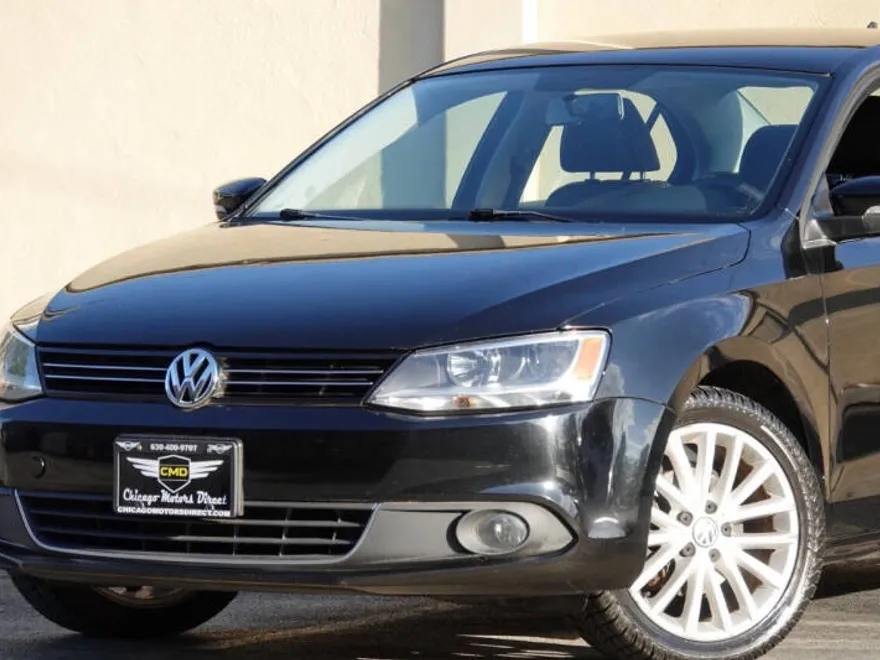 2011 Volkswagen Jetta SEL photo 1