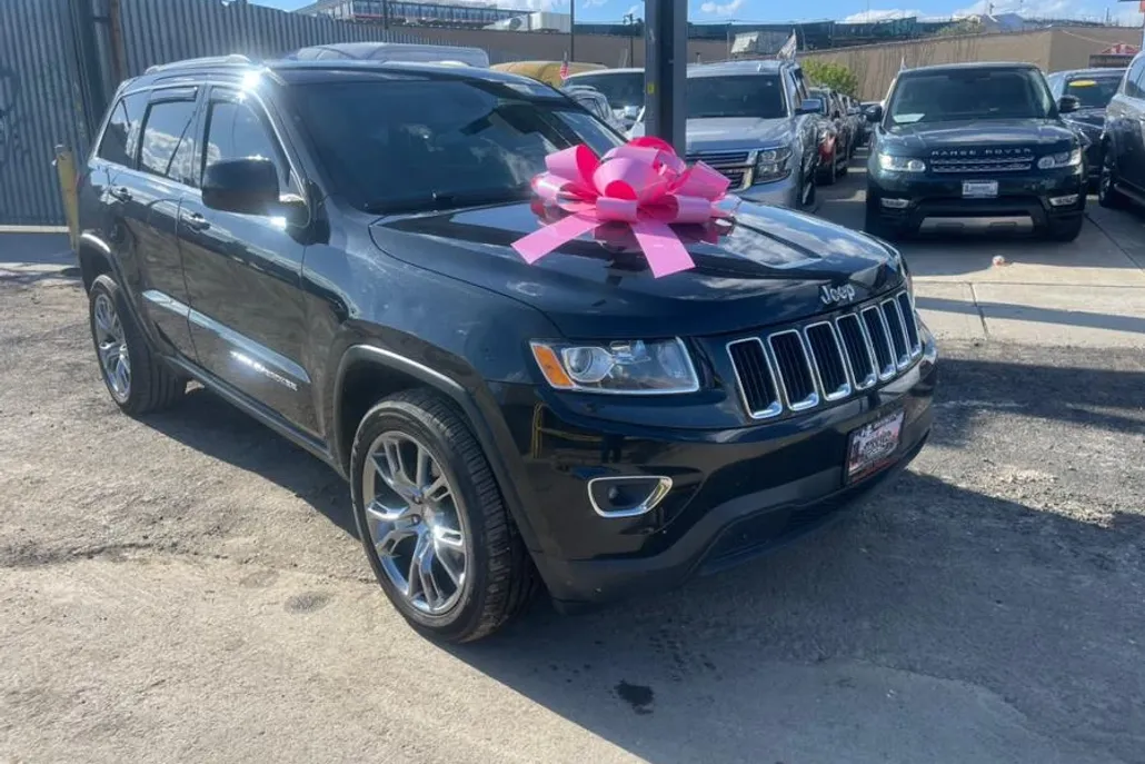 2015 Jeep Grand Cherokee Altitude photo 1