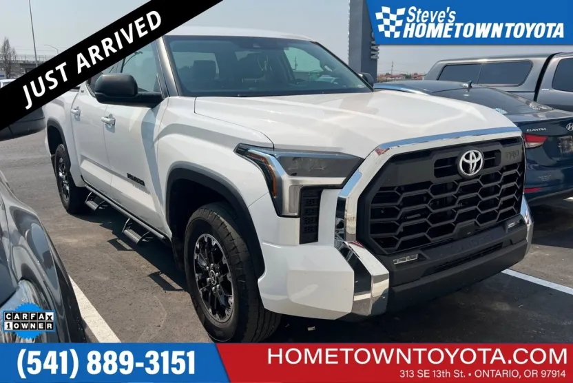 2024 Toyota Tundra SR5 photo 1