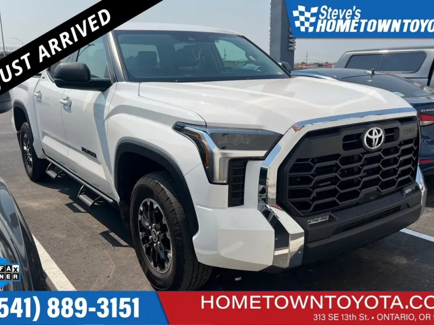 2024 Toyota Tundra SR5 photo 1