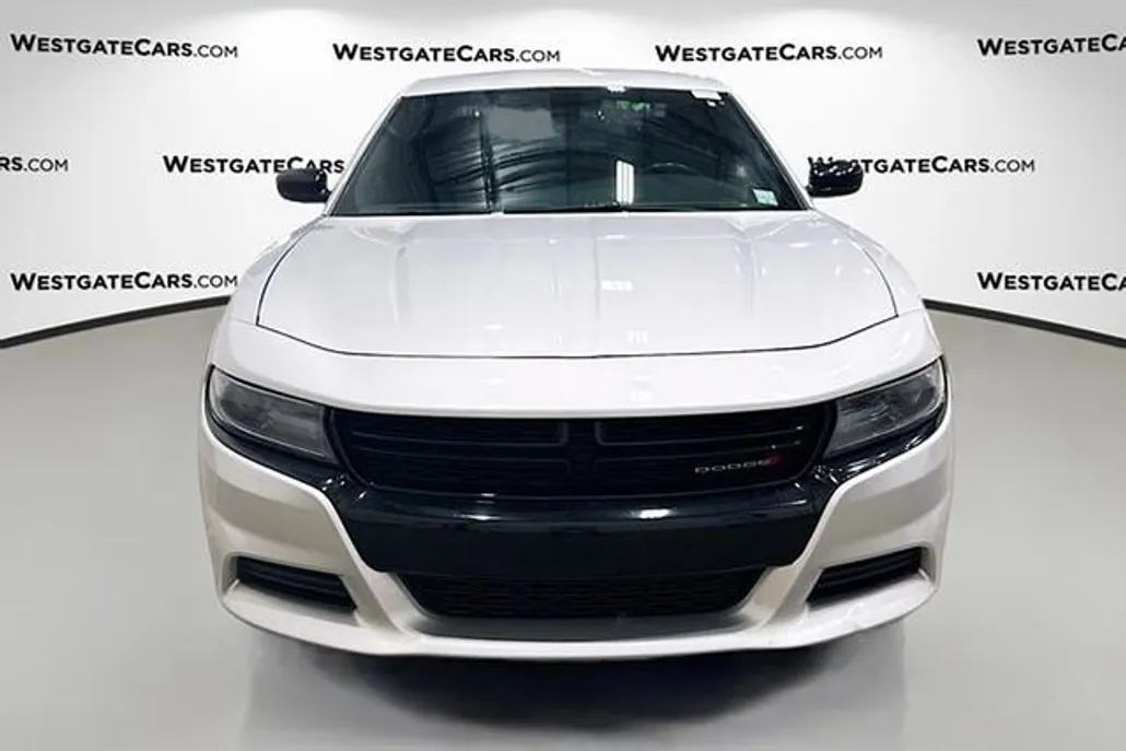 2019 Dodge Charger photo 1
