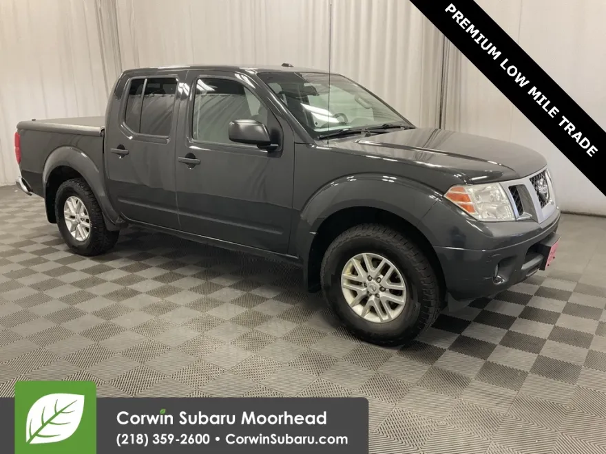 2014 Nissan Frontier SV photo 1