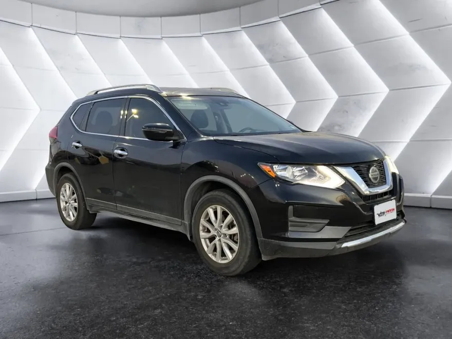 2020 Nissan Rogue S photo 1