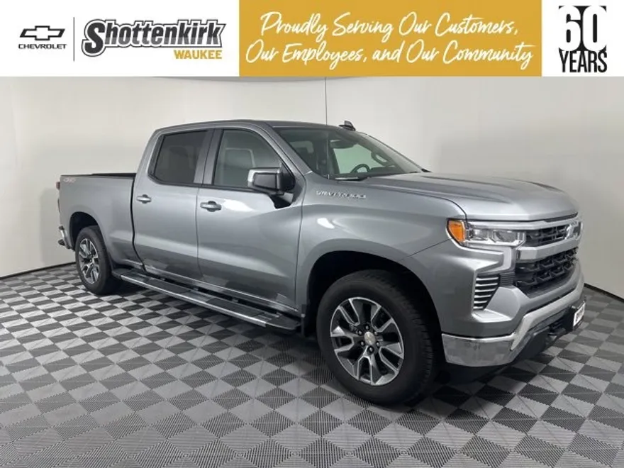 2025 Chevrolet Silverado 1500 LT photo 1