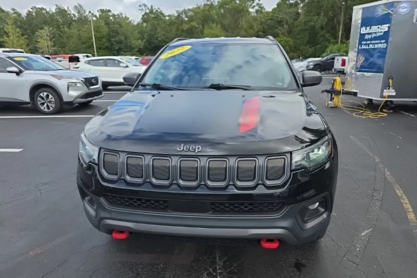 2022 Jeep Compass Trailhawk photo 1