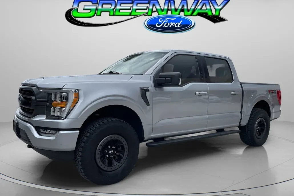 2023 Ford F-150 XLT photo 1
