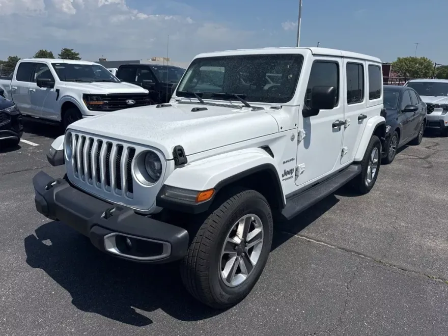 2018 Jeep Wrangler Unlimited Sahara photo 1