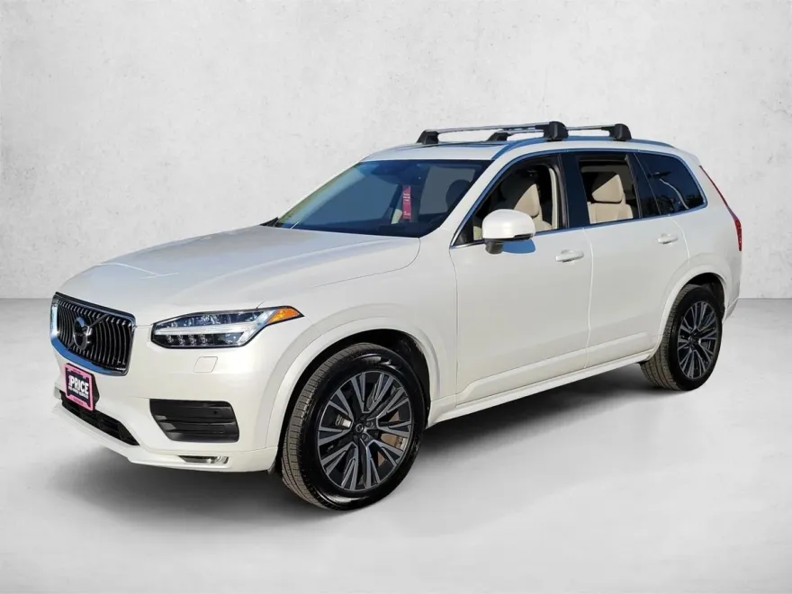 2021 Volvo XC90 T6 Momentum photo 1