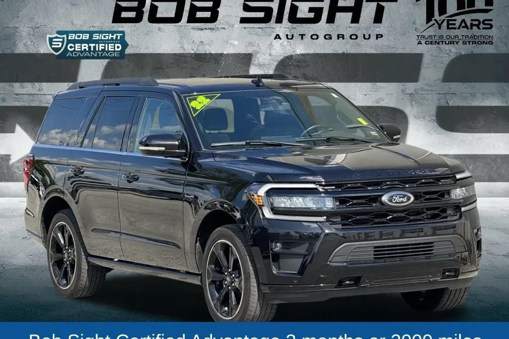 2022 Ford Expedition Limited photo 1