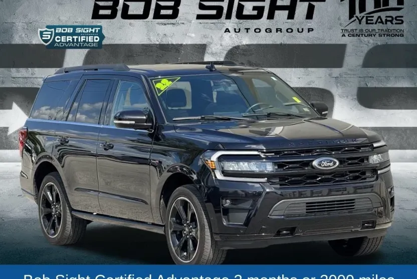 2022 Ford Expedition Limited photo 1
