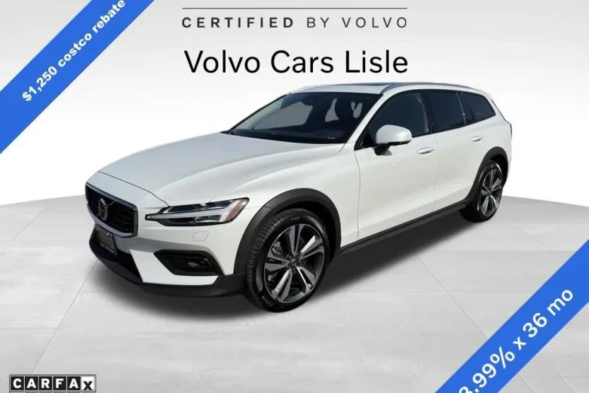 2025 Volvo V60 Cross Country Plus photo 1