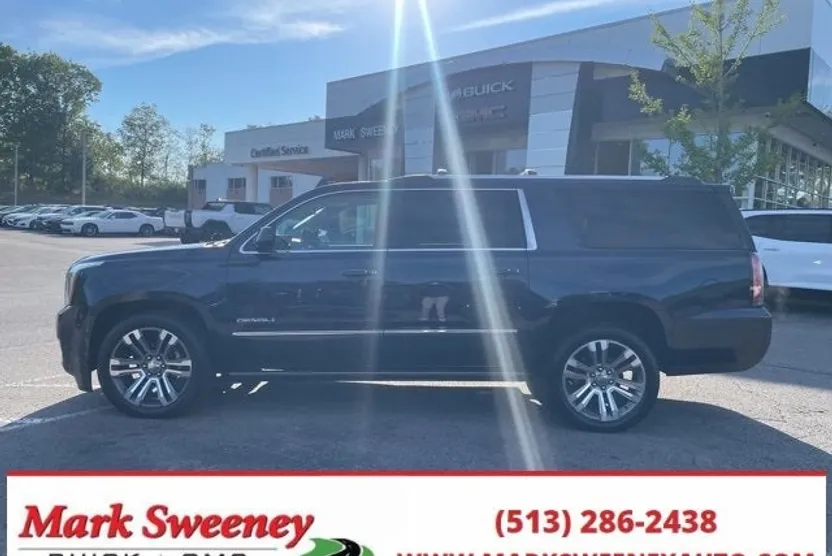 2019 Gmc Yukon XL Denali photo 1