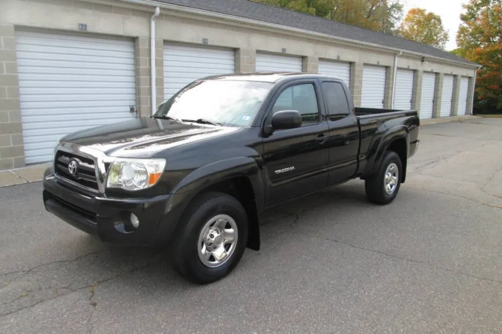 2008 Toyota Tacoma V6 Access Cab photo 1