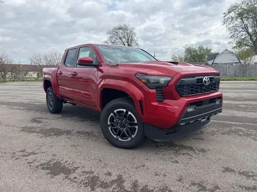 2025 Toyota Tacoma TRD Sport photo 1