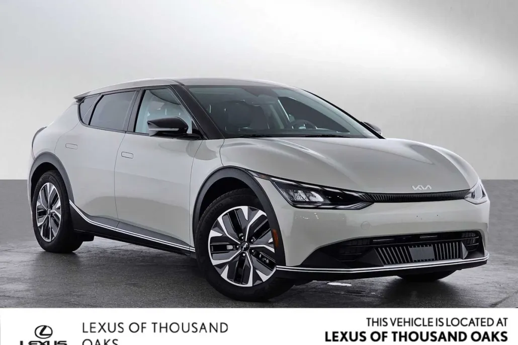 2024 Kia EV6 Light photo 1