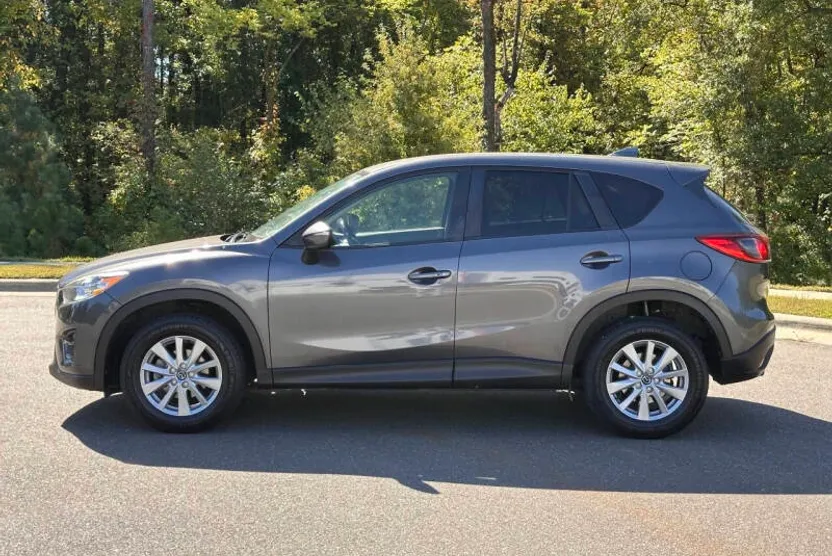 2016 Mazda CX-5 Touring photo 1