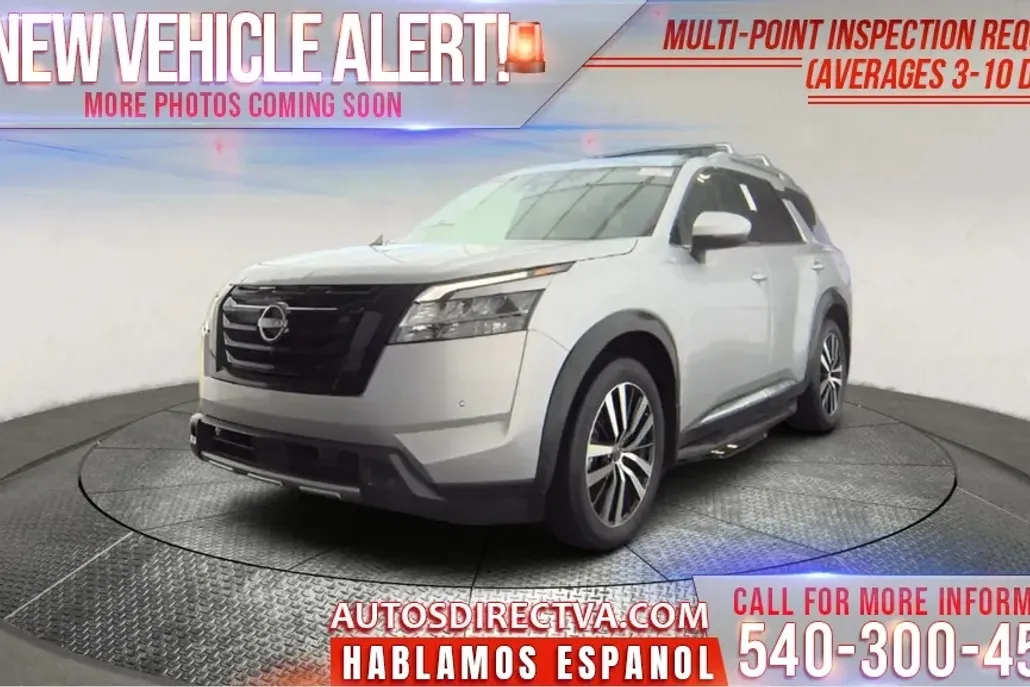 2024 Nissan Pathfinder Platinum photo 1