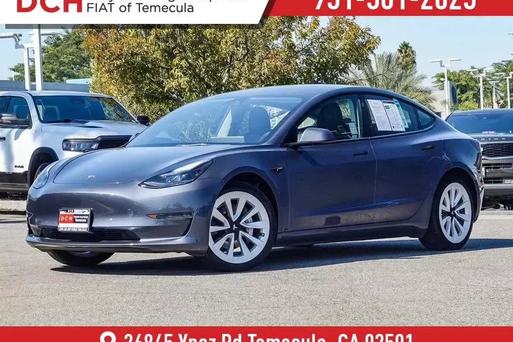 2022 Tesla Model 3 photo 1