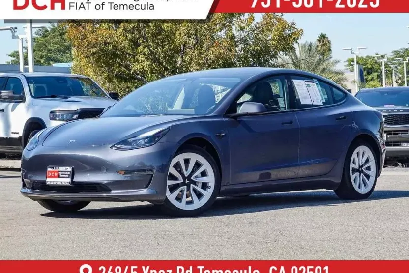 2022 Tesla Model 3 photo 1
