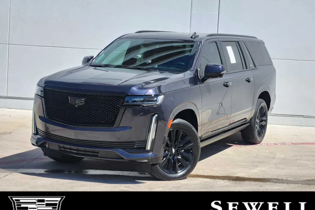 2023 Cadillac Escalade ESV Sport Platinum photo 1