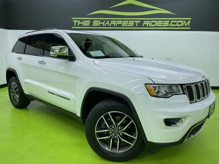 2023 Jeep Grand Cherokee Laredo Altitude photo 1