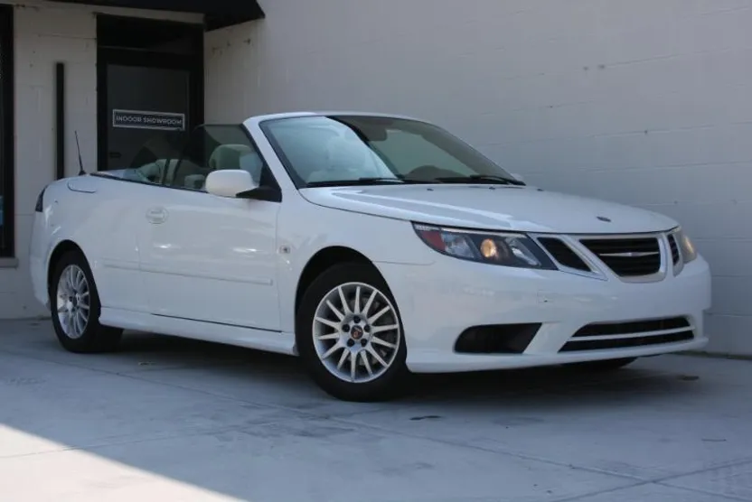 2009 Saab 9-3 Linear photo 1