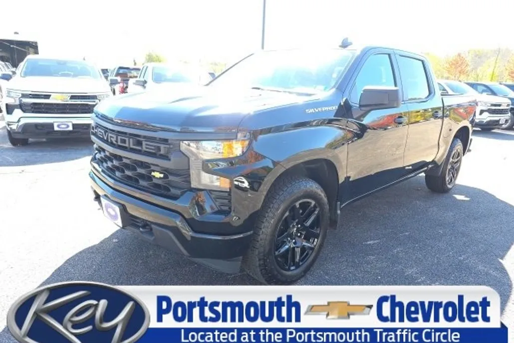 2022 Chevrolet Silverado 1500 Custom photo 1