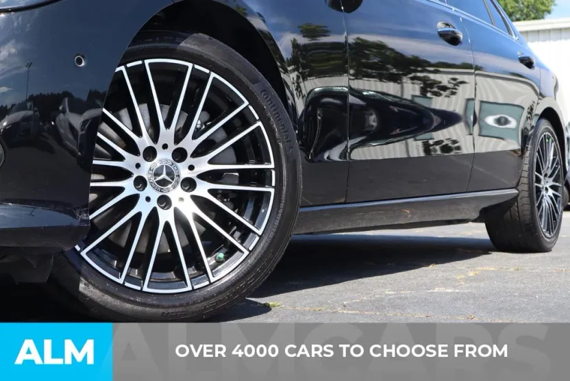 2022 Mercedes Benz C 300 photo 1