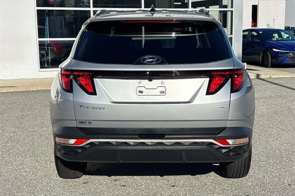 2024 Hyundai Tucson SEL photo 1